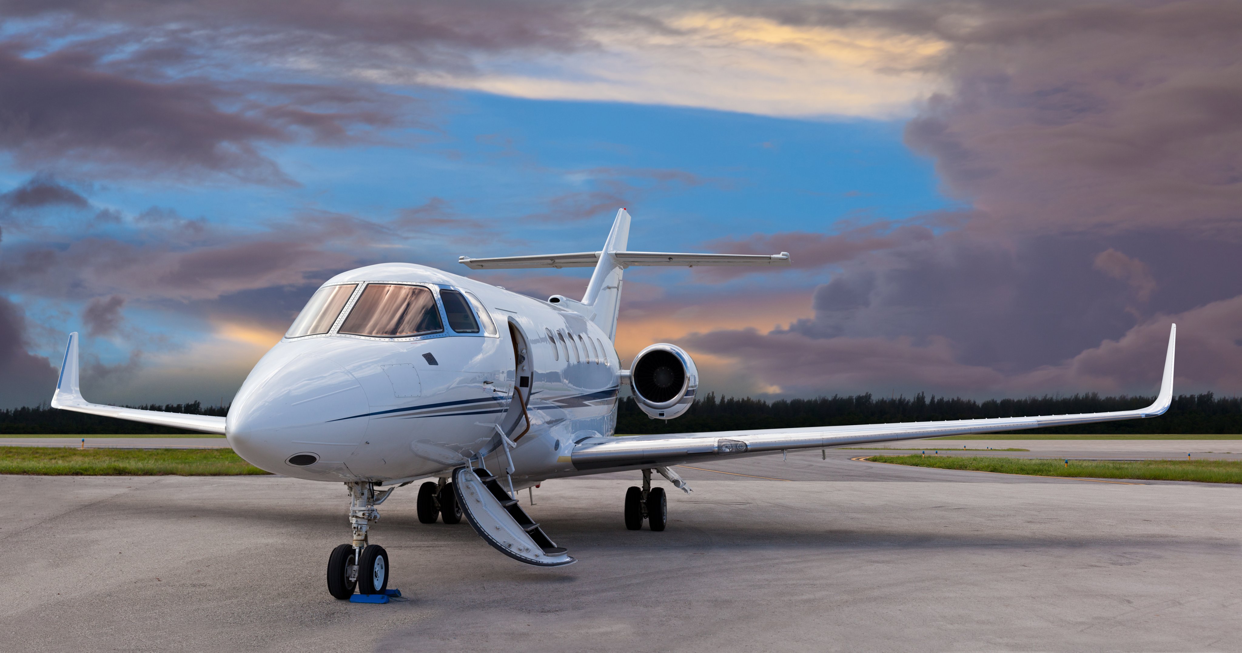 Fly Higher This Winter: A Look at Private Jet De-icing - Stratos Jet  Charters, Inc.