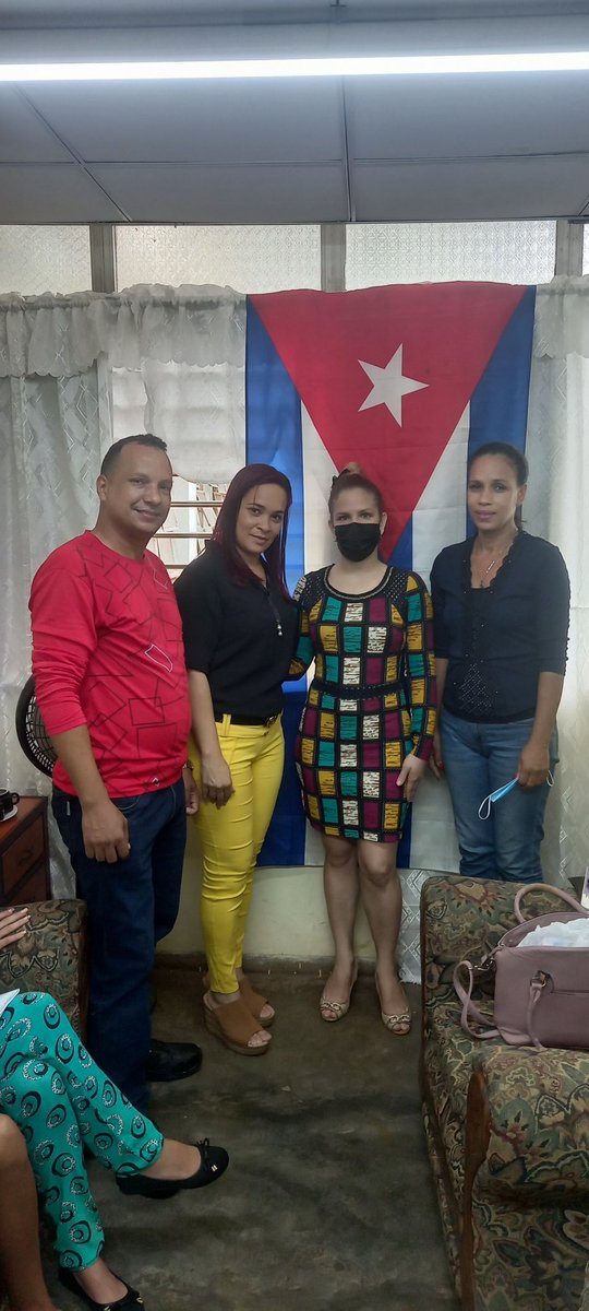 saritza8502's tweet photo. Realiza N/P Quirúrgico, Asamblea de Trabajadores Ejemplares, siendo seleccionada la Dra.Dainerys Gamboa Salazar, especialista de primer grado en Cirugía General 
#PCCMoa https://t.co/xSGXzq3Oyg