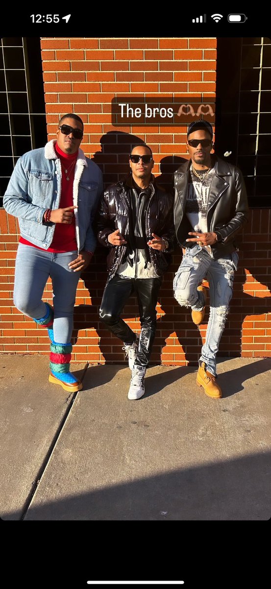 RozayMic's tweet photo. #SundayFunDay #DaBros https://t.co/Q1K1IokOZ6