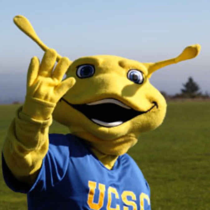 GoodestThinking's tweet image. NEWSFLASH:  

RIP Que is trending. That was the name of the Georgia Bulldogs’s mascot. That’s a nice tribute, but the University of California at Santa Cruz has news to report. Sammy the Banana Slug has a rugged case of mono he’s working his way through. 
#snarkin 😜
#GoSlugs 🍌
