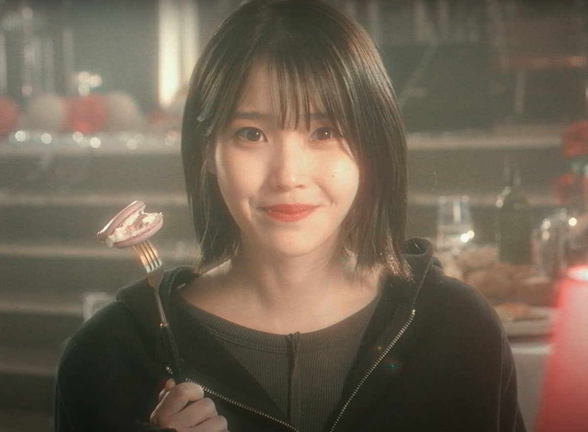 babiejieun's tweet photo. THAT’S MY BEST ACTRESS RIGHT THERE!!! i’m so so proud of jieun 😭🤍 https://t.co/w47I4901tE