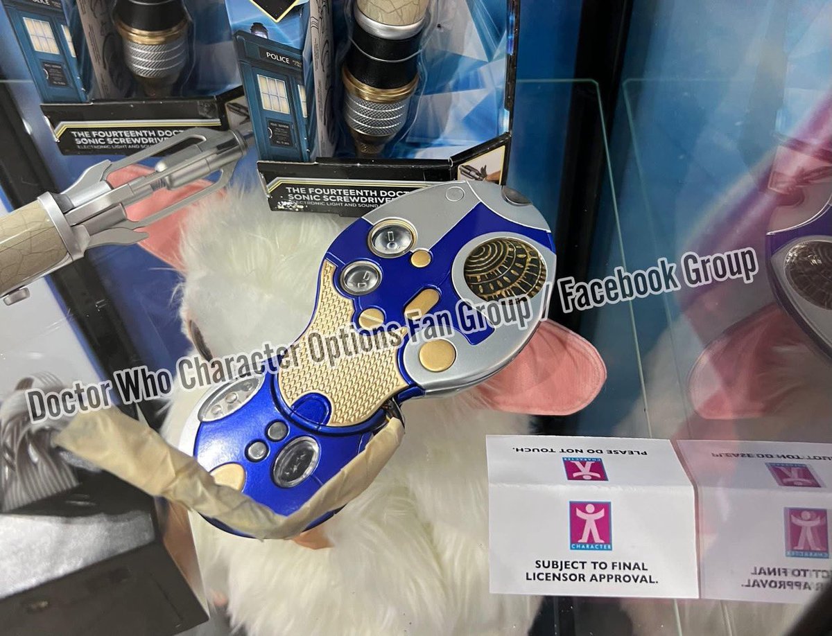 Some more pics of toyfair with more reveals!