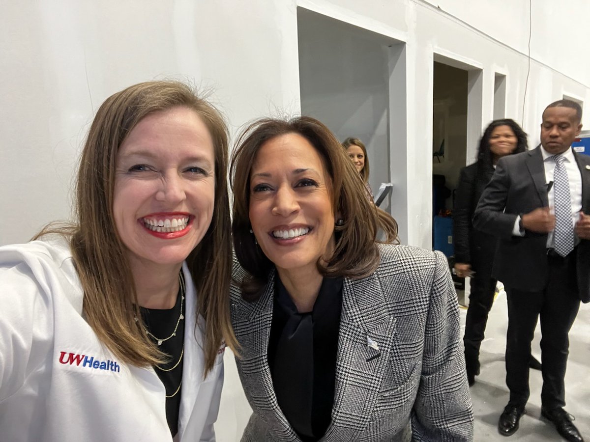 WiscObGyn's tweet image. Yesterday, Division of Academic Specialists in Ob-Gyn Director Dr. Amy Domeyer-Klenske introduced @VP at the Fight for Reproductive Freedoms tour kick-off in Waukesha! Watch her remarks here: youtube.com/live/UgWD4WbSS…