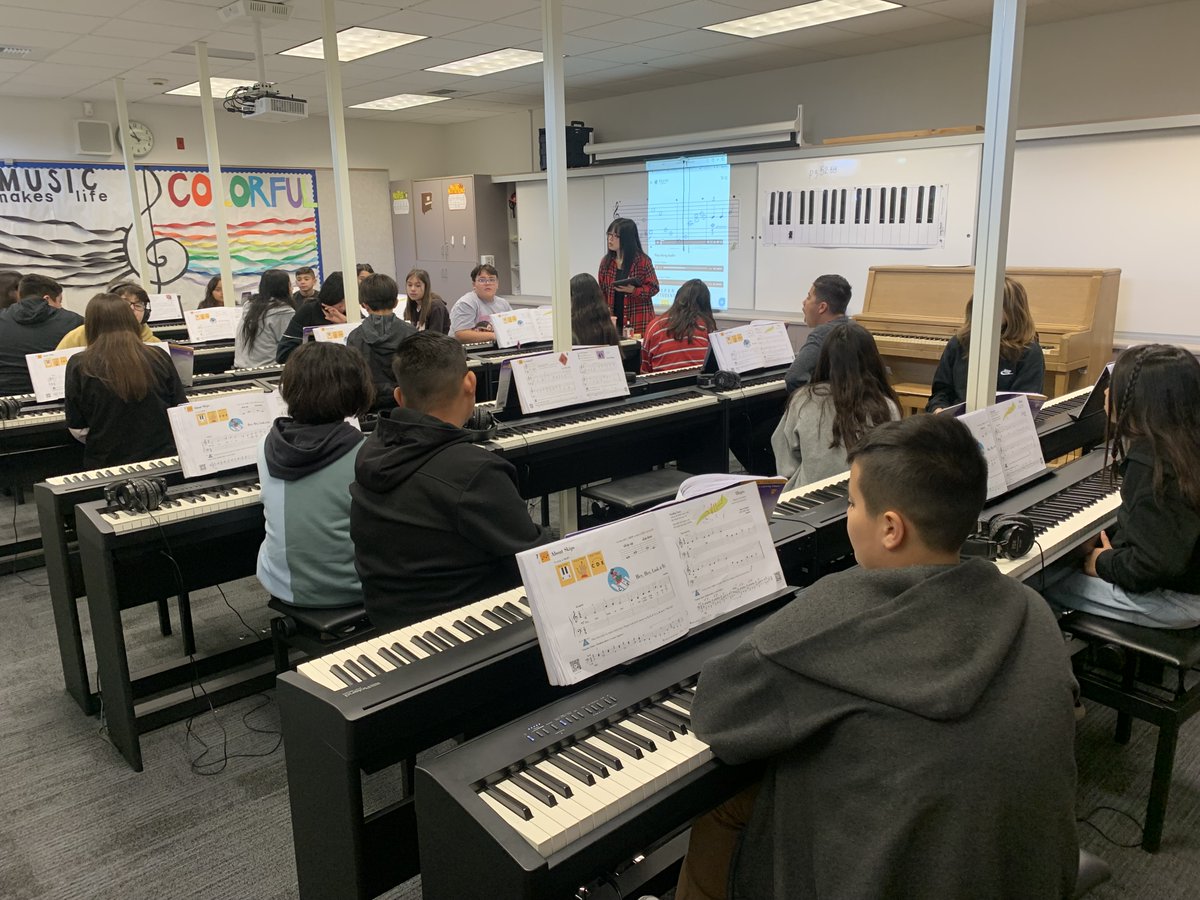 Alison Bento (@alisonbento1) on Twitter photo Such a respectful group of 6th graders! Listening to their classmates play and demonstrate their new keyboard skills! Thank you Mrs. Lee! <a href="/svpanthers_lh/">Sierra Vista</a> Such a respectful group of 6th graders! Listening to their classmates play and demonstrate their new keyboard skills! Thank you Mrs. Lee! <a href="/svpanthers_lh/">Sierra Vista</a>