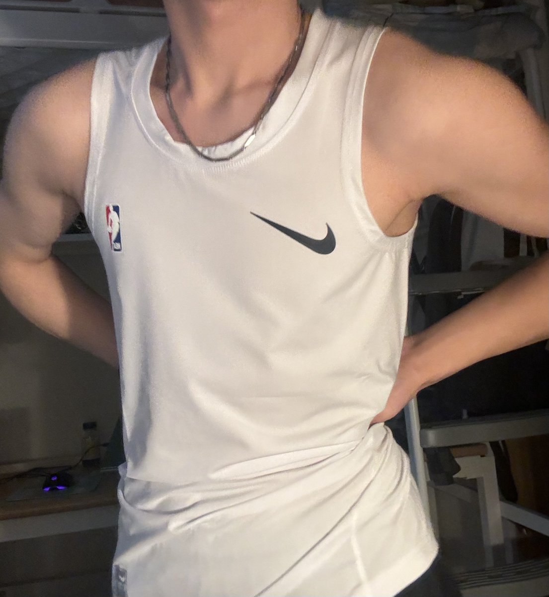 回归咯，最近忙着在其他平台当细狗😘😘