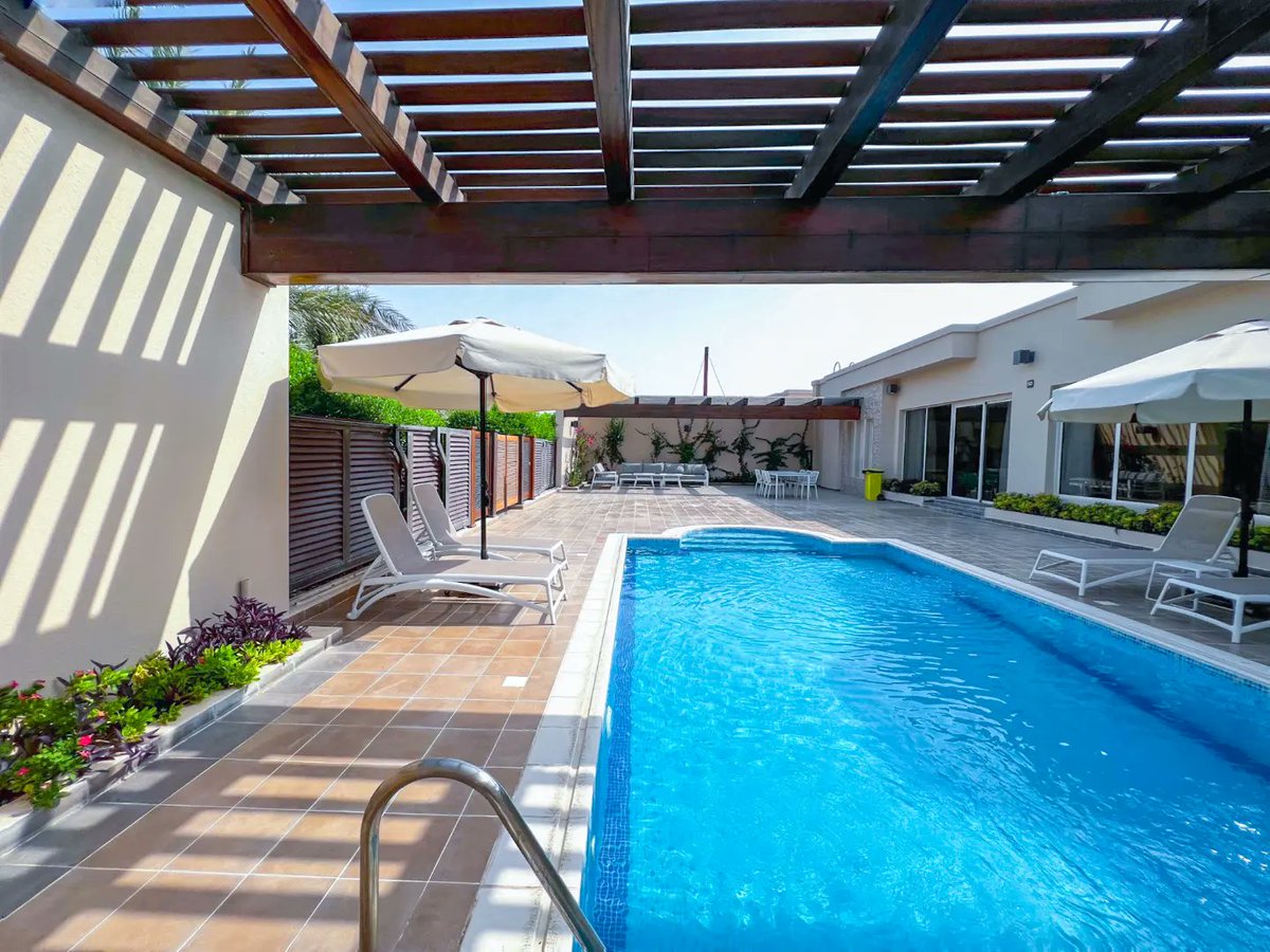 SimaismaResort's tweet photo. Indulge in a moment of tranquility and escape to paradise in your own spacious villa with heated pool at Simaisma Resort. Book your escape now!
ملاذكم المفضّل بإنتظاركم! استمتعوا بالراحة والهدوء في فلّتكم الخاصة مع مسبحها المدفّأ في منتجع سميسمة. احجزوا إقامتكم الآن! https://t.co/3lM9VGM8rR