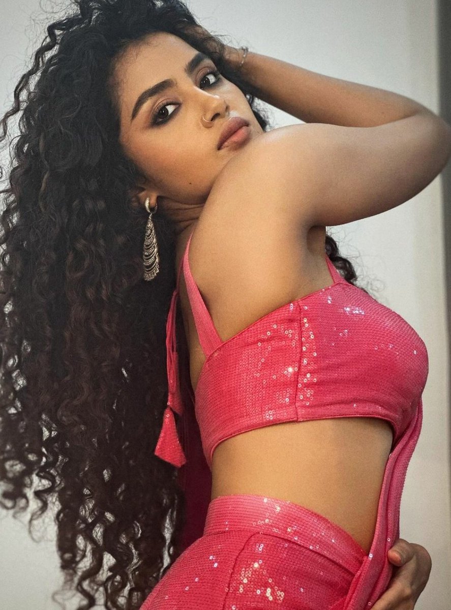 IndianCinema___'s tweet photo. Anupama Parameswaran in her new look 🔥
@anupamahere 
#AnupamaParameswaran https://t.co/4jxGIbseaf