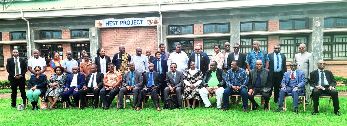 The Parliamentary Committee on Education, Science and Technology visited Mzuzu University (MZUNI) on Monday to appreciate the development projects being implemented. Among others, the members inspected the new MZUNI Library under construction.