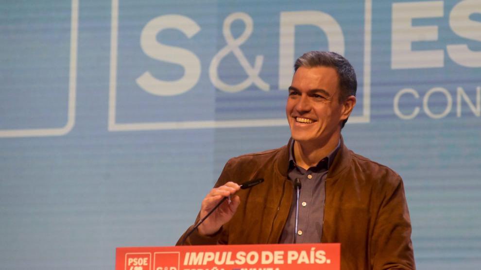 Dónde comprar el abrigo 'Joma' de Pedro Sánchez?