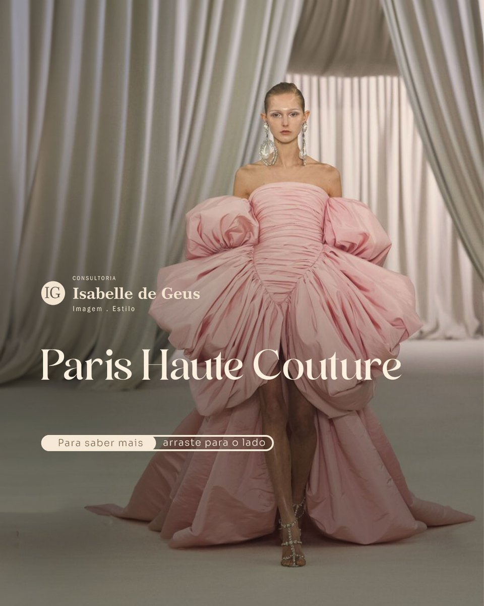 isabelle_degeus's tweet image. Hoje foi o primeiro dia de um dos eventos mais importantes da moda em Paris: Paris Haute Couture! Alta costura é a expressão em português para &quot;Haute couture&quot;, e esse evento surge para definir as próximas tendências dos eventos de moda, exibindo elegância e inovação!