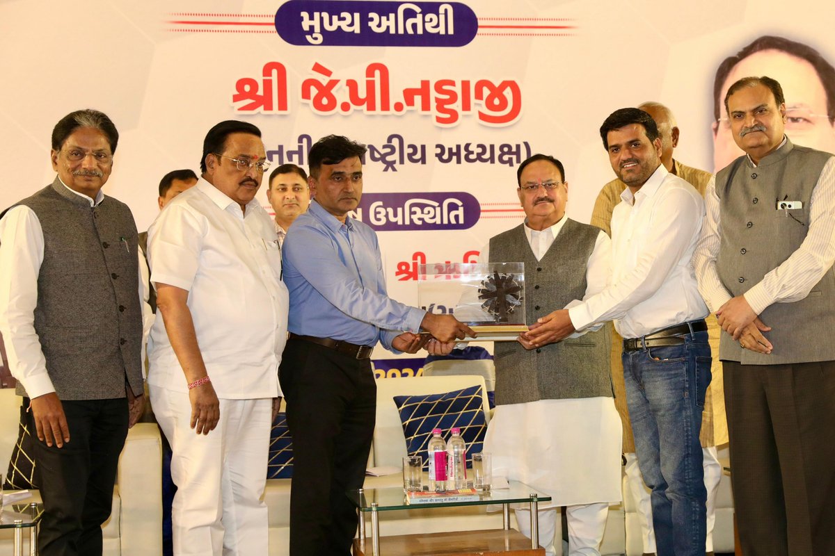 JPNadda's tweet photo. Addressed the Medical Association and BJP Doctor Cell's joint program in Ahmedabad, Gujarat, today and reflected upon the transformative changes brought about by our government in the health sector under the able leadership of Hon. PM Shri @narendramodi Ji.
 
In the last 10 years, we have made significant progress in all aspects of the health sector. We have ensured a multifold increase in the number of seats in UG and PG medical courses, provided health cover and affordable medicines to the poor through Ayushman Bharat Yojana and Jan Aushadhi Kendras, and are continuously working in the direction of taking a holistic approach to treatment.
 
Under PM Modi Ji's leadership, we remain committed to further strengthening our health sector as we move forward in our resolve to make a Viksit Bharat.