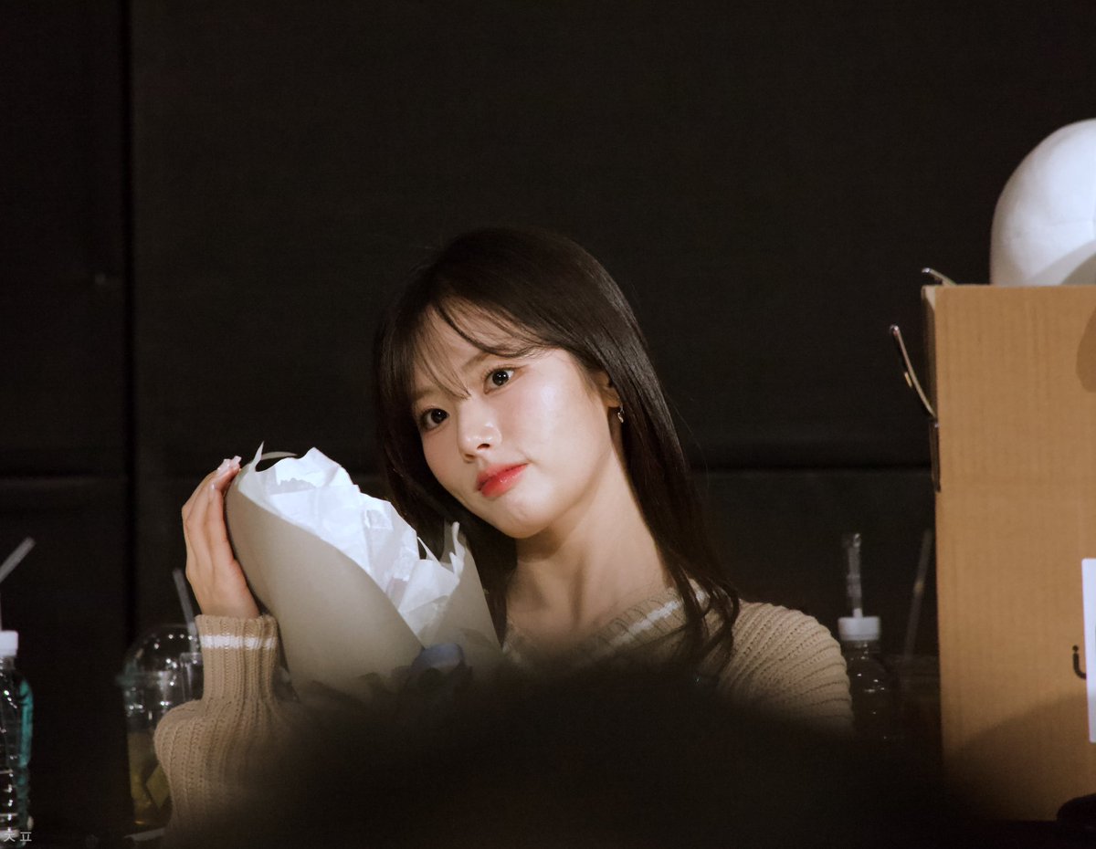 dancefrom9's tweet photo. 6주년 축하해 세월이 흘러도
응원할게 좋은 노래 좋은 무대
고마워 행복하자

#프로미스나인 #fromis_9
#fromis_9_Happy_6th_anniversary
#프로미스나인_데뷔6주년_축하해 https://t.co/QcsA2eSjkm