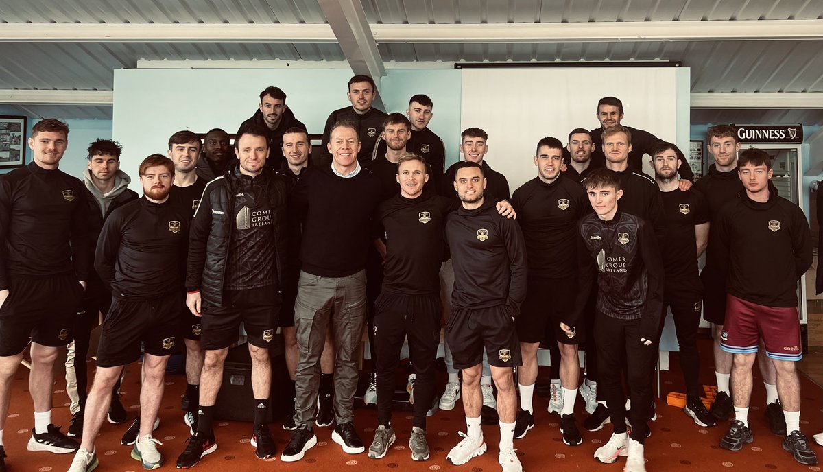 Good club visit @GalwayUnitedFC our new meeting format working well with good interaction with players around the development of the league and the improvement of their working conditions.. Thanks to John and his staff for the hospitality on a blustery day in Salthill.