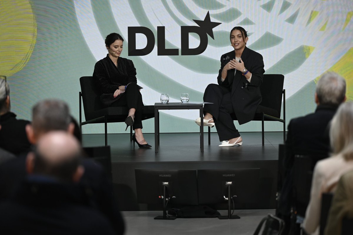 0xMarjorie's tweet photo. Sharing more impressions from the glorious Saturday at @DLDConference with the brilliant @BWarburg . ✨ 

Such an inspiring couple of days filled with insightful conversations and incredible moments. 

#DLDConference 

🕴️✨🪄🕴️ https://t.co/k8uL6PL0y5