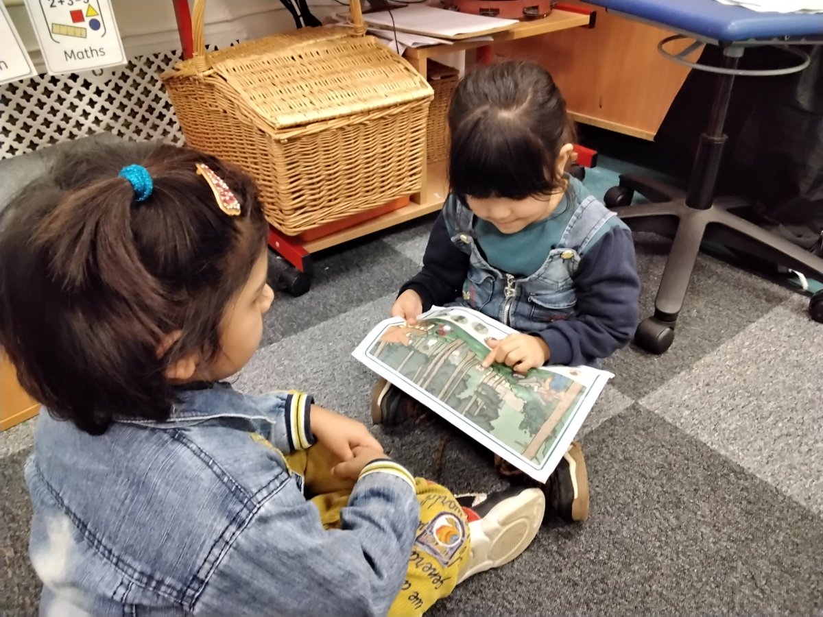 wyndclf's tweet photo. Nursery have been using their picture mats to tell their talk partners what they can find in the Little Red Riding Hood scene. #Oracy #EYFS #Nursery #WPS #Leightrust #Talkpartners https://t.co/68LmTfhVth