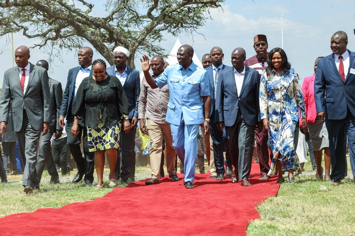 EduMinKenya's tweet photo. The Ksh 60million project was constructed by the Ministry of Education in collaboratin with NG-CDF. President @WilliamsRuto was flanked by PS TVET @Muoria_Dr, Governor Hon. Susan Kihika, Woman Rep. Liza Chelule, area MP Martha Wangari among others
#EducationReform
#TVETReforms https://t.co/PdK9YE7HaS