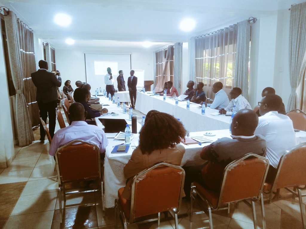 Wiz_Foundation's tweet photo. The Listen to Uganda 2- Days Media Training  has successfully kicked off with amazing first hand insights on fighting Corruption from @OAG_Uganda , Journalists moderating the Usalama Radio Dramas and line Civil Society Organizations. https://t.co/uLy0vDsh58
