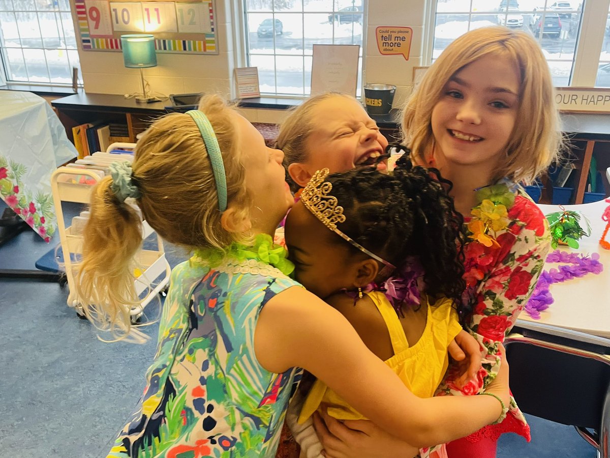 π±ππππ ππππππ (@brita31) on Twitter photo The winter weather canβt get us down! Happy Tropical Day! ποΈ βοΈ <a href="/USMLowerschool/">USM Preschool and Lower School</a> <a href="/usmsocial/">University School of Milwaukee</a> The winter weather canβt get us down! Happy Tropical Day! ποΈ βοΈ <a href="/USMLowerschool/">USM Preschool and Lower School</a> <a href="/usmsocial/">University School of Milwaukee</a>
