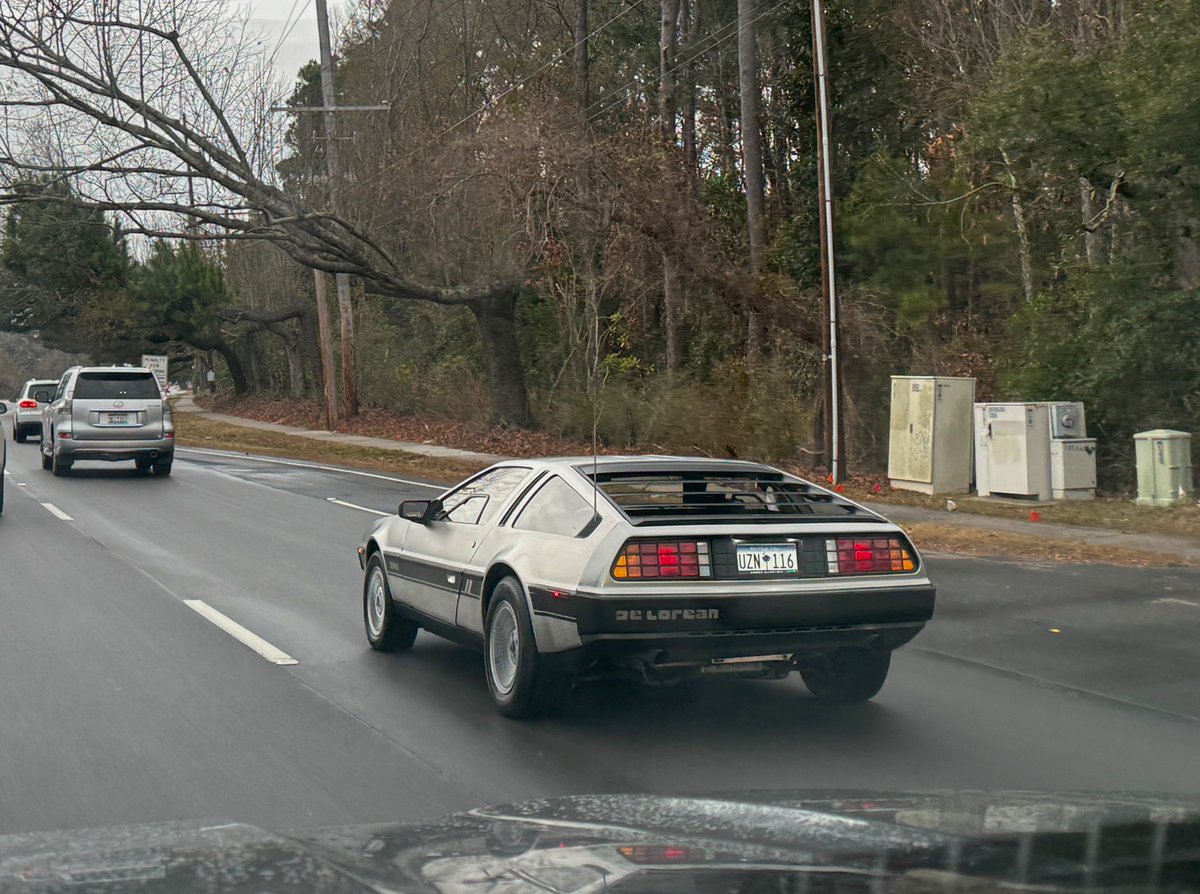 WarVanEagle's tweet photo. @landofthe80s …and if my calculations are correct, at this speed, he’s going back about 30 seconds. https://t.co/HATWxnXOFq