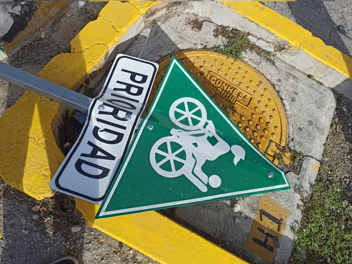 Benjatronit's tweet photo. Tulum mágico https://t.co/kobLCxBDqI