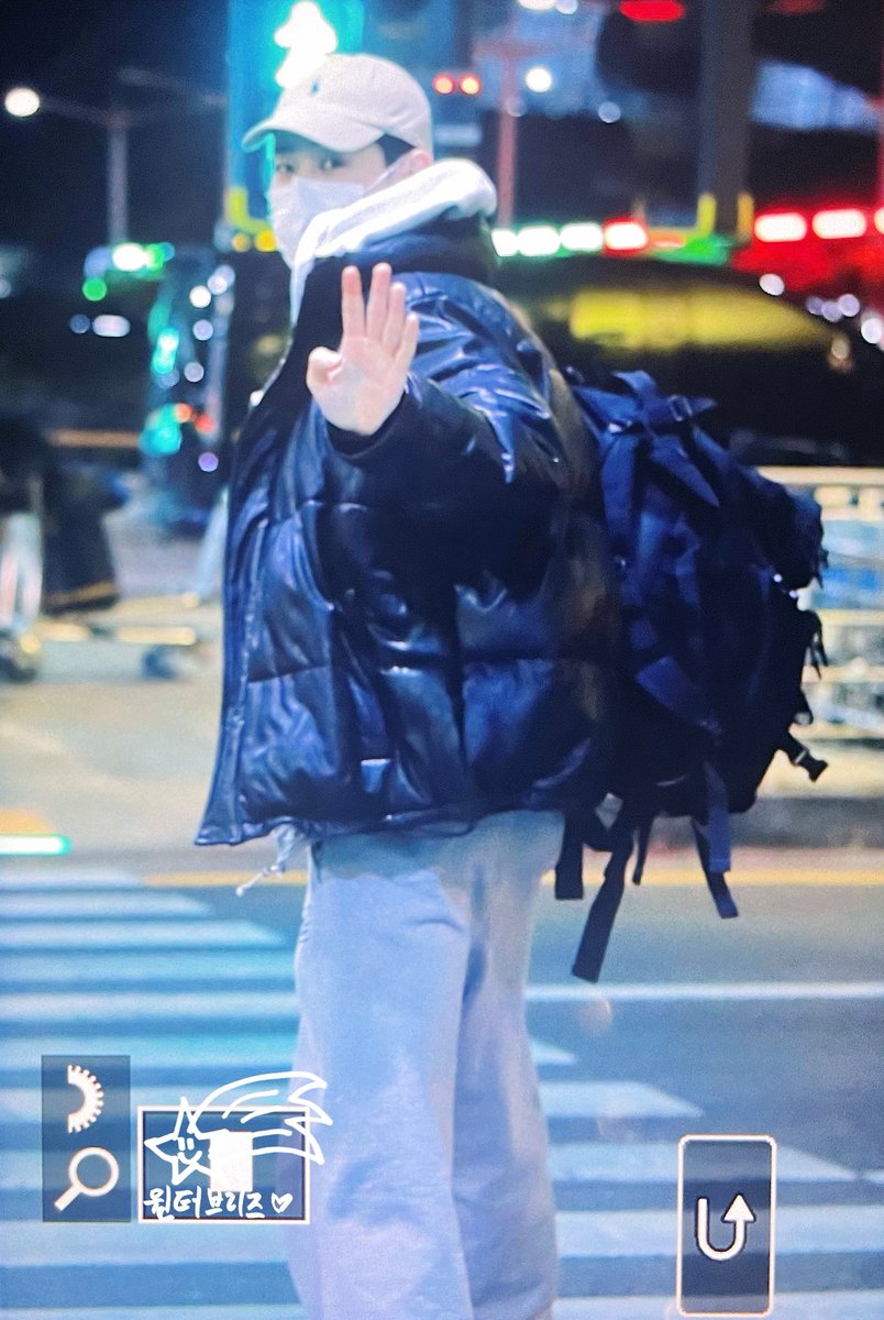 Pr**240123 인천 입국

고생했엉😇
돌아가서 푹 쉬어~!

#VAV #Lou #로우 #김호성 #호성 #2m
#브이에이브이