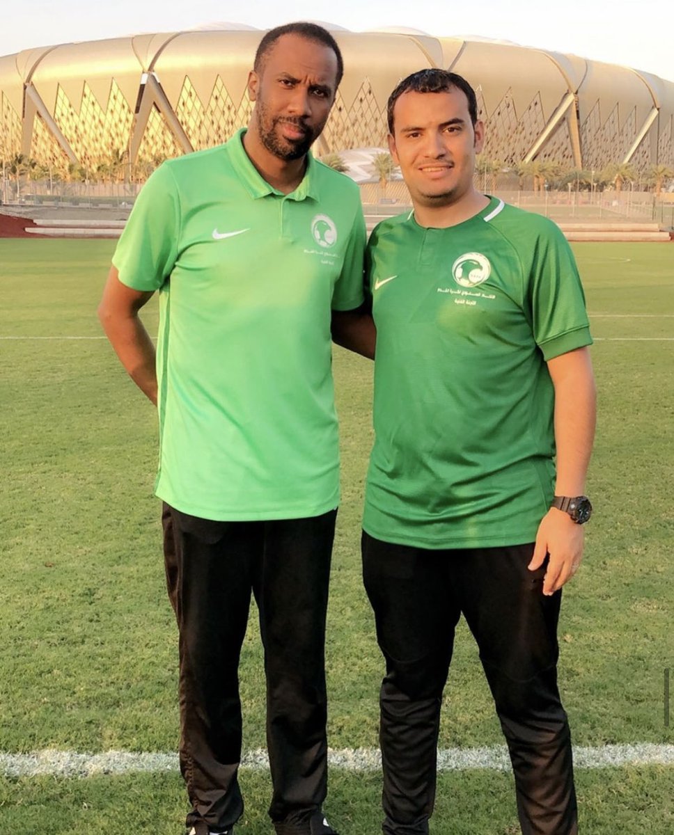 7AlAMMARI's tweet photo. من الدورات اللي جمعتني مع أخواني اللاعبين الدوليين.. أجمل الصدف كانت بمعرفتهم 

@Qadi5   @almeshal_talal   @Eesa_16  

 @nahaar15 

#الطايف_الان https://t.co/mdhk5bdtQI