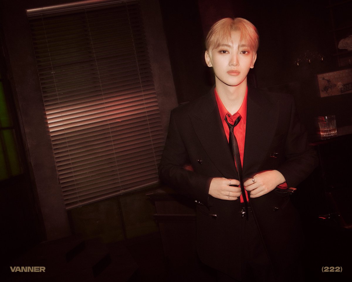 VANNER(배너) 2ND MINI ALBUM
[CAPTURE THE FLAG]

Concept Photo #3 #HIT_THE_JACKPOT
#영광 #YEONGGWANG

🎧2024.01.30 6PM (KST)

#VANNER #배너
#CAPTURE_THE_FLAG #JACKPOT
#20240130_6PM