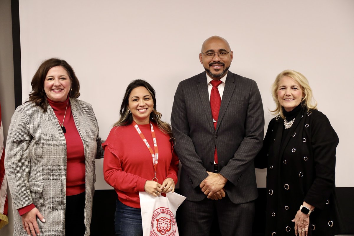 CERT_Region10's tweet photo. SHOUT OUT to the Tiger of the Month, Sabrina Taylor! She goes above and beyond to support her students and campus. Congratulations on this recognition! https://t.co/71XsinhDcj