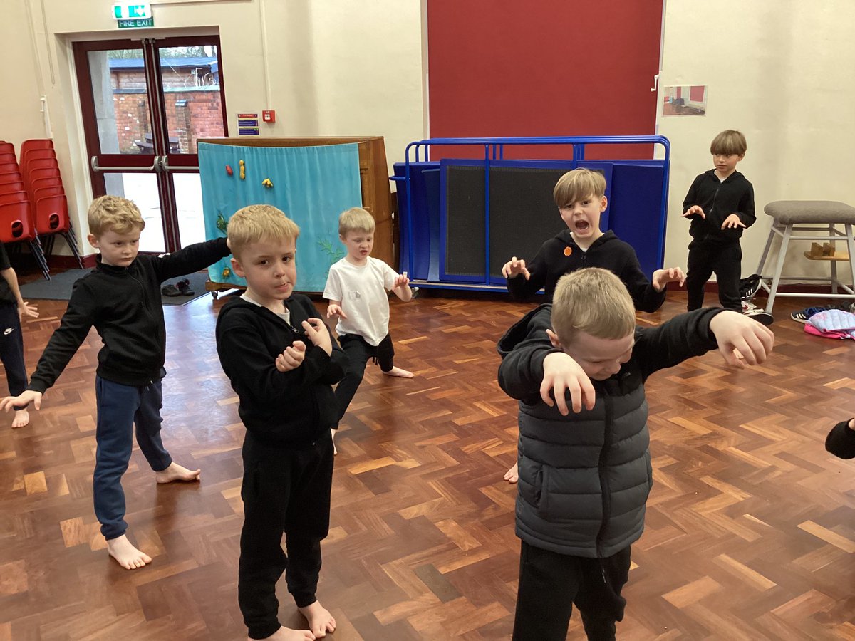 JORPS_1's tweet photo. #JORPSY2 have demonstrated their #ImaginativeThinking today in creating their own dinosaur dances. We’ve used our knowledge from last half terms writing to support our creativity! https://t.co/M1sjiug3Ub
