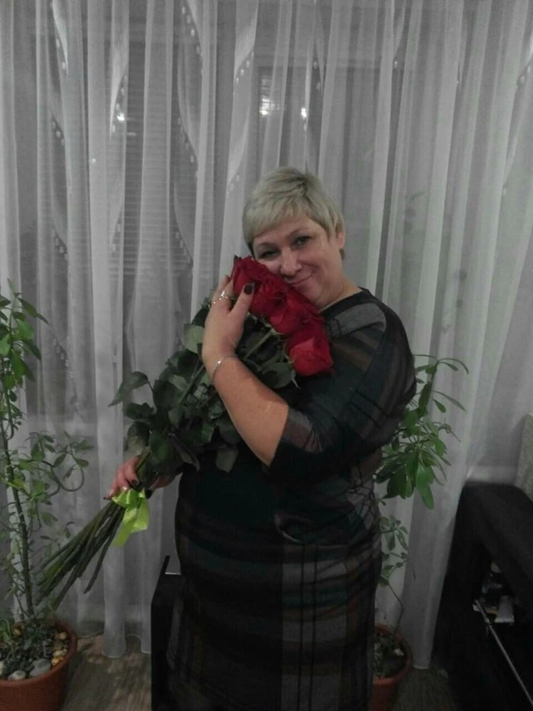 Так, сейчас важно. Использую свой ресурс.

Эта женщина Татьяна Трифонова
из Самары, которая НЕ ВИНОВАТА в смерти кота Твикса, но которую затравили ВСЕ.

Срочно все репостнули и распространили, кто писал ей гадости— извинитесь.
ДАВАЙТЕ ПОКАЖЕМ, ЧТО МЫ  БЛИН ЛЮДИ.