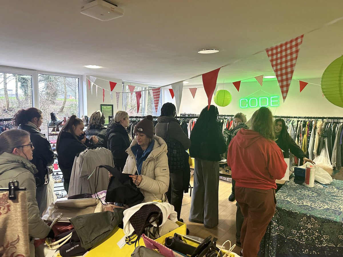 🛍️ CODE Clothes Sale - Choose from new, pre-loved, and vintage items.
 
Today from 1pm to 7pm in the Dance Studio, Block C. Prices start from just £1! 
 
Book your tickets now at codestudents.co/leics-sale
