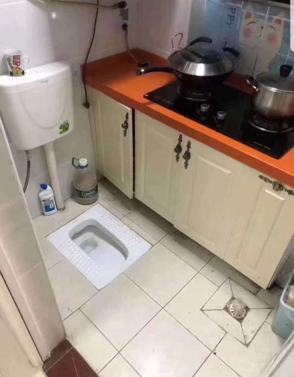 DesiMemesTweets's tweet photo. How do you explain this? https://t.co/hi93OhntaO