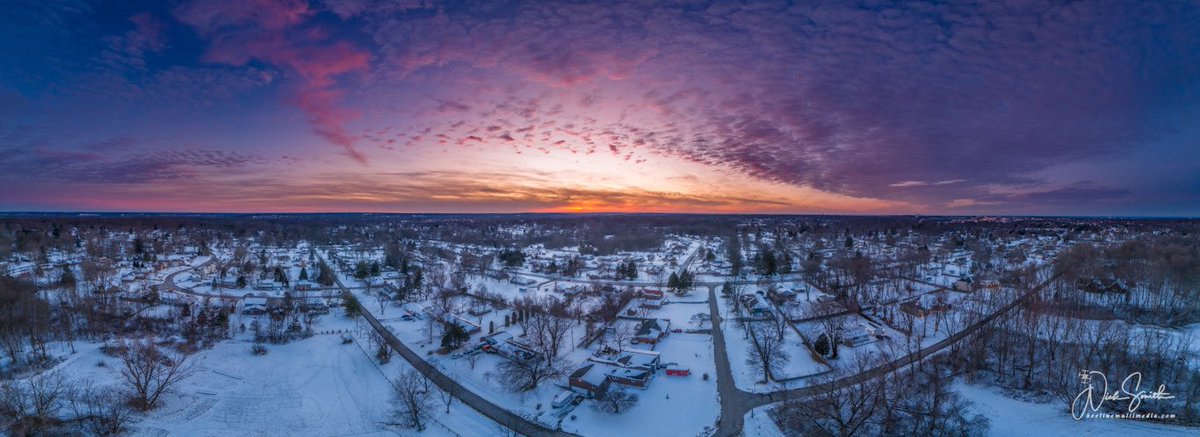 BeelineAerial's tweet photo. @DJIGlobal Also took a pano of the sunset Sunday in the snow.  Mini 4 Pro https://t.co/xAhXjQauPe