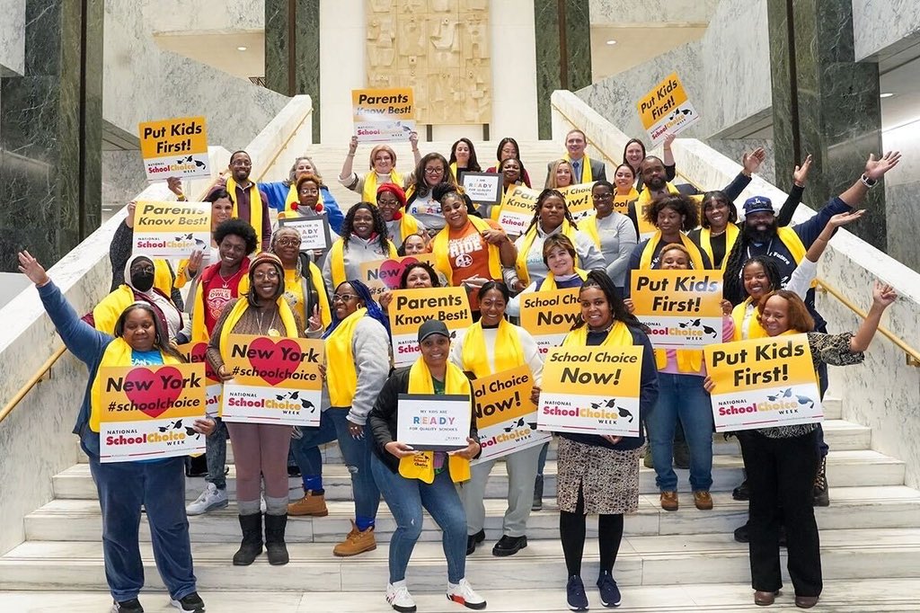 Proud to stand with parents across New York as we engage with legislators at the NYS Capitol, amplifying voices for National School Choice Week. #ParentAdvocacy #SchoolChoiceWeek #NYSCapitol