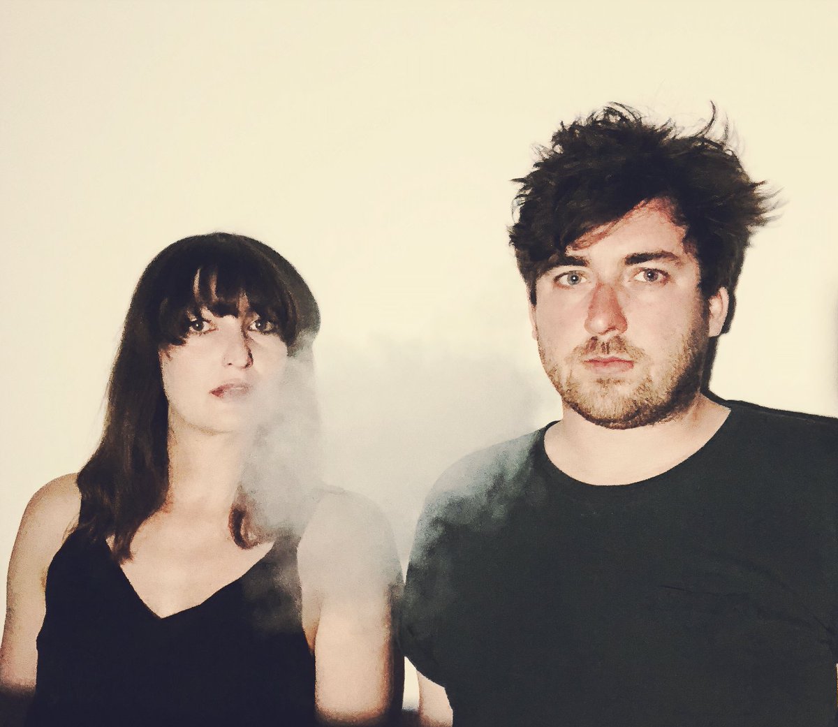 REVIEW 

<a href="/musikreviews/">MUSIKREVIEWS.DE</a>-<a href="/japan_review/">Japan Review</a> "The Slow Down"

"Somewhere between joy of life and the acceptance of body blows,the music acts like a guide to personal deceleration[...]they turn the aesthetics of the art noir genre into a life-affirming opposite"

musikreviews.de/reviews/2024/J…
