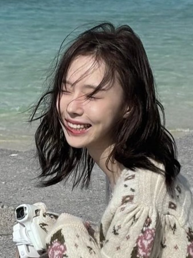 hinatasr19G's tweet image. ยอมใจคนคัดเอสป้ามาเดบิวท์อยู่นะขนาดผมสั้นยังคาแรคเตอร์ไม่ซ้ำกันเลยเลือกเอาเลยเรฟสาวผมสั้น