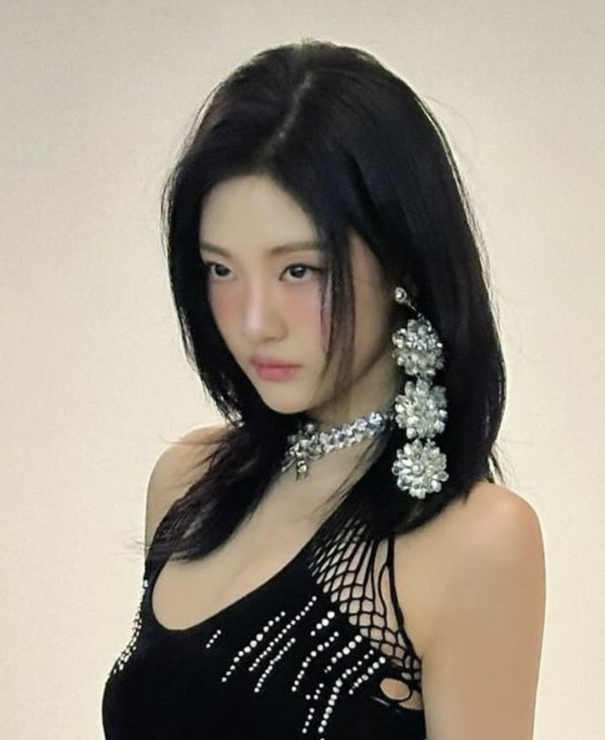 hinatasr19G's tweet image. ยอมใจคนคัดเอสป้ามาเดบิวท์อยู่นะขนาดผมสั้นยังคาแรคเตอร์ไม่ซ้ำกันเลยเลือกเอาเลยเรฟสาวผมสั้น