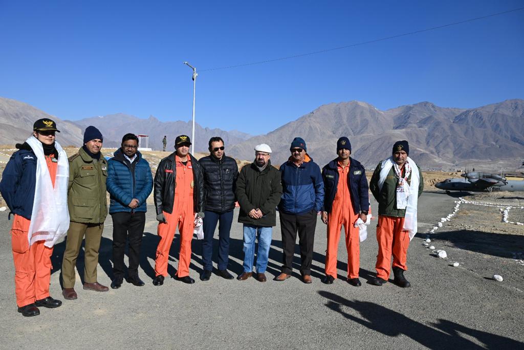 The IAF commenced An-32 flights from Kargil to Jammu, to enable transportation of civilian citizens, due road closures in winter, under Op Sadbhavna today. The inaugural flight airlifted 11 passengers.

#HarKaamDeshKeNaam 
#OpSadbhavna