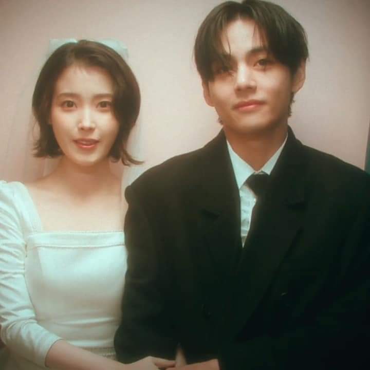 Serenit49135145's tweet photo. This part! So blissful! I smiled so widely 😁
(Sorry Lee JongSuk 🤭) only in the MV
#LoveWinsAllMV
#ActorV
#ActressIU
@_IUofficial
@BTS_twt https://t.co/eyseIBrvxZ