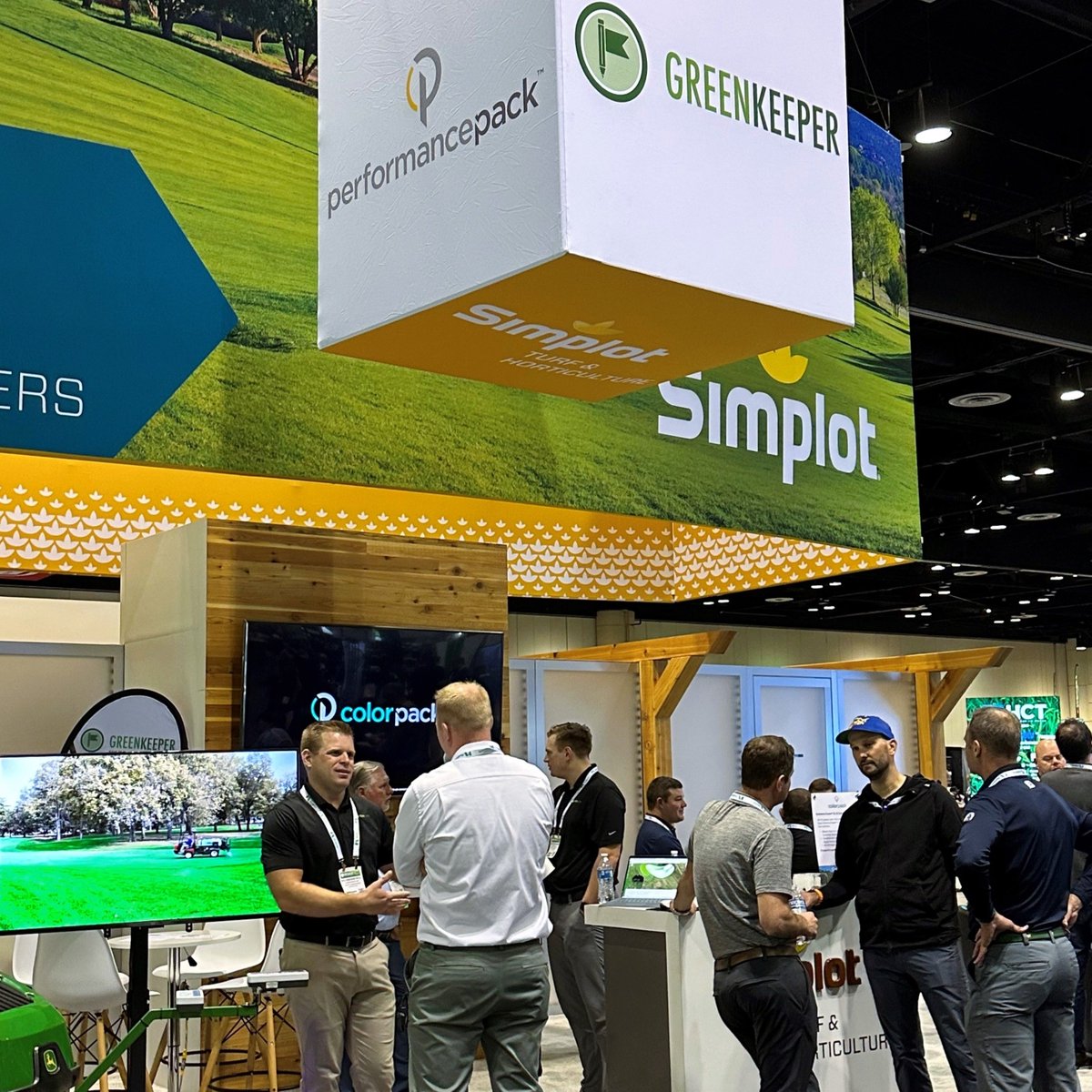 Join us at the @GCSAAConference next week. Test out GreenKeeper and the new CIS on three interactive displays within the @SimplotTurf booth. Our whole team of GreenKeeper Gurus will be there to help set up an account, answer questions, & demo CIS. Blog: greenkeeperapp.com/marketing/inde…