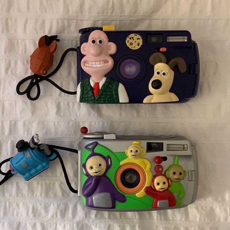 moth grinder (@senpakueyes) on Twitter photo 