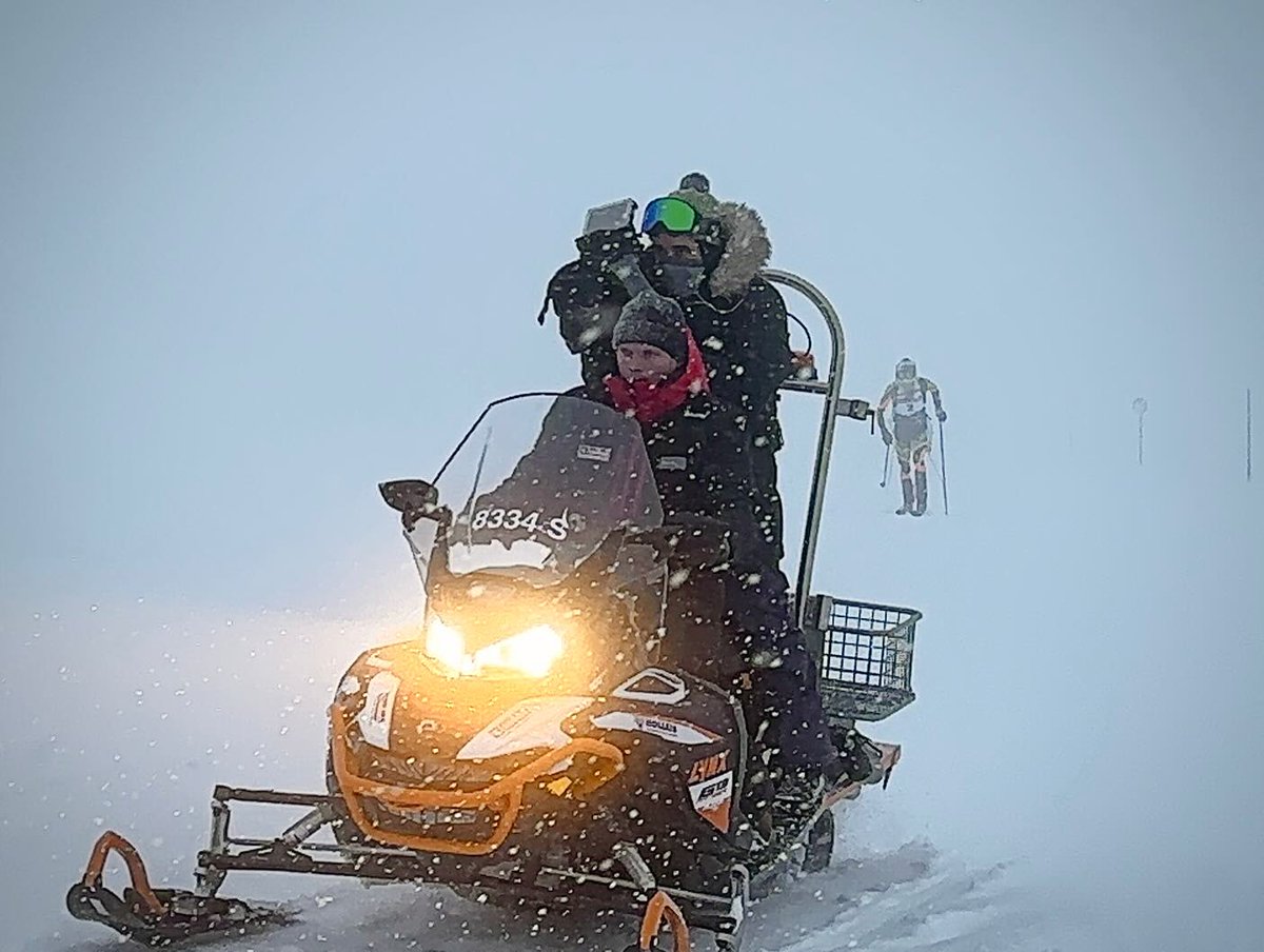 Vislink's tweet image. Start by running up 7 summits in Austria, and then skiing down. It&apos;s all about pushing limits. Respect to @mediahaussbg for streaming this intense event live using our #MobileViewpoint backpacks! #MountainAttack

#TheVislinkDifference #SkiMountaineering #BehindTheBroadcast