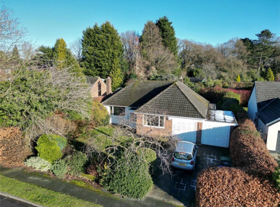 In need of renovation. Detached Dormer Bungalow in Hale Barns. £635,000. Viewings start today. Call 0161 929 8980 for more info or to arrange an appointment or to request full brochure. #HaleBarns #Property #ForSale #InNeedofModernisation #HaleEstateAgent #HaleBarnsEstateAgent…