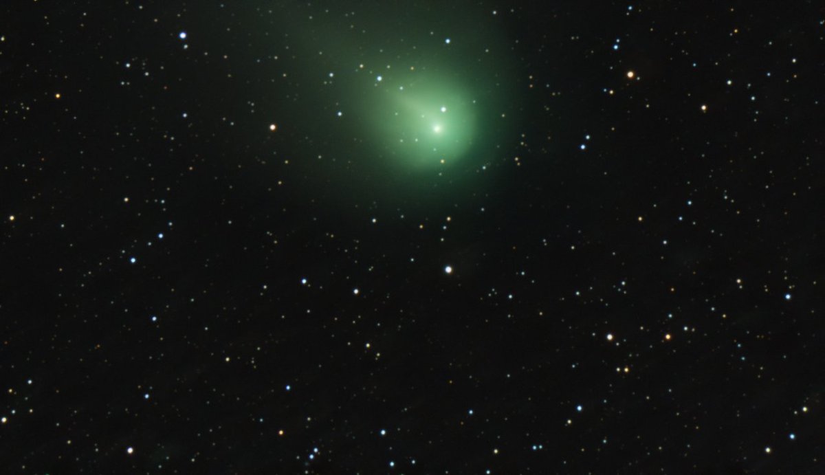 They are calling it the Devil Comet, 12P Pons-Brooks had an outburst last month when it was passing through Lyra and appeared to have horns. Interested to see how this changes as it gets close to the sun. This was taken with a C9.25 XLT and an ASI2600MC Duo #astronomy
