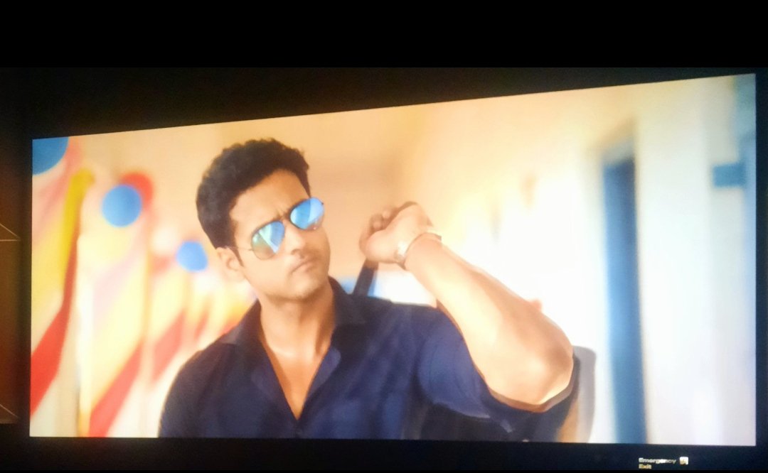 SubhraRoyChoud1's tweet photo. Each & every part of the story was interesting, ur action was speechless, ur foot tapping dance was awesome👏 #Sentimentaal will be a blockbuster✌
Good luck👍 @Yash_Dasgupta ❤
@YashhD_FC https://t.co/KW2dvwhRbp