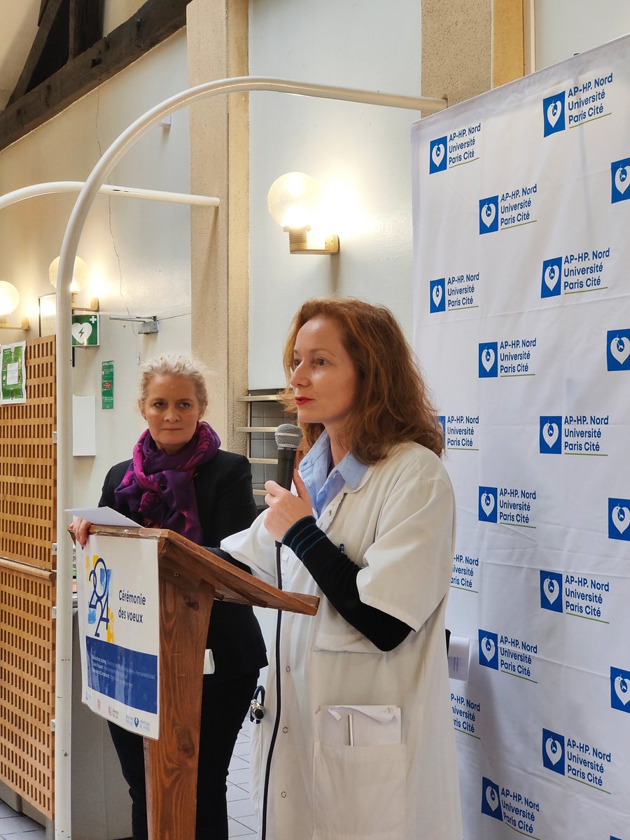 HopLariboisiere's tweet photo. [#Voeux2024] 🏥Mme @IsabeyBenedicte, directrice de l'hôpital, la Pr Claire Paquet, représentante médicale élue et Mme @ACORDEBARD, maire de @Mairie10Paris se sont réunie auprès des équipes de #FernandWidal afin de partager, en cette nouvelle année, un moment de convivialité ! 🤝 https://t.co/LpSkdTxYUJ