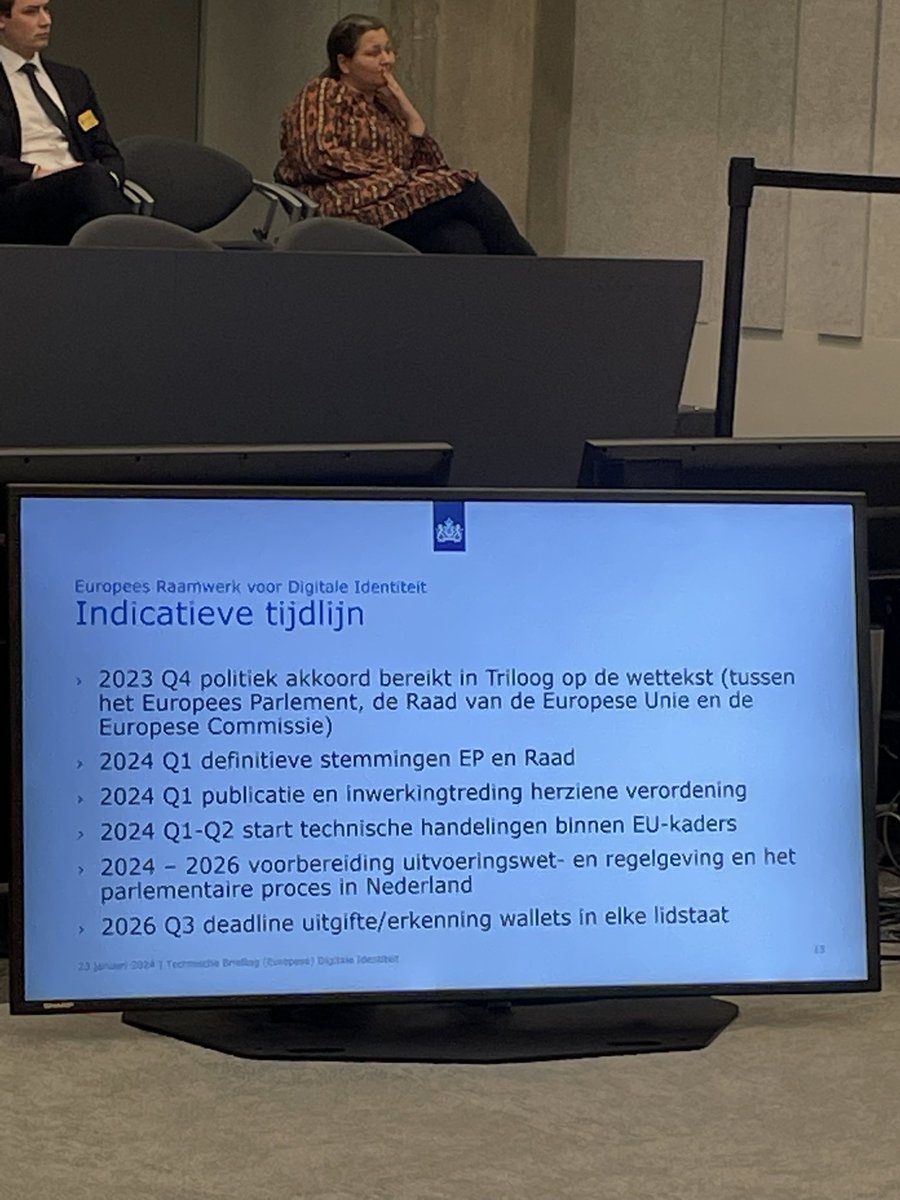 PvanHouwelingen's tweet photo. Lidstaten worden straks verplicht de EU-Wallet uiterlijk derde kwartaal van 2026 in te voeren als Nederland dit kwartaal instemt met de “digitale Wallet”. https://t.co/1pRBpPQp7S