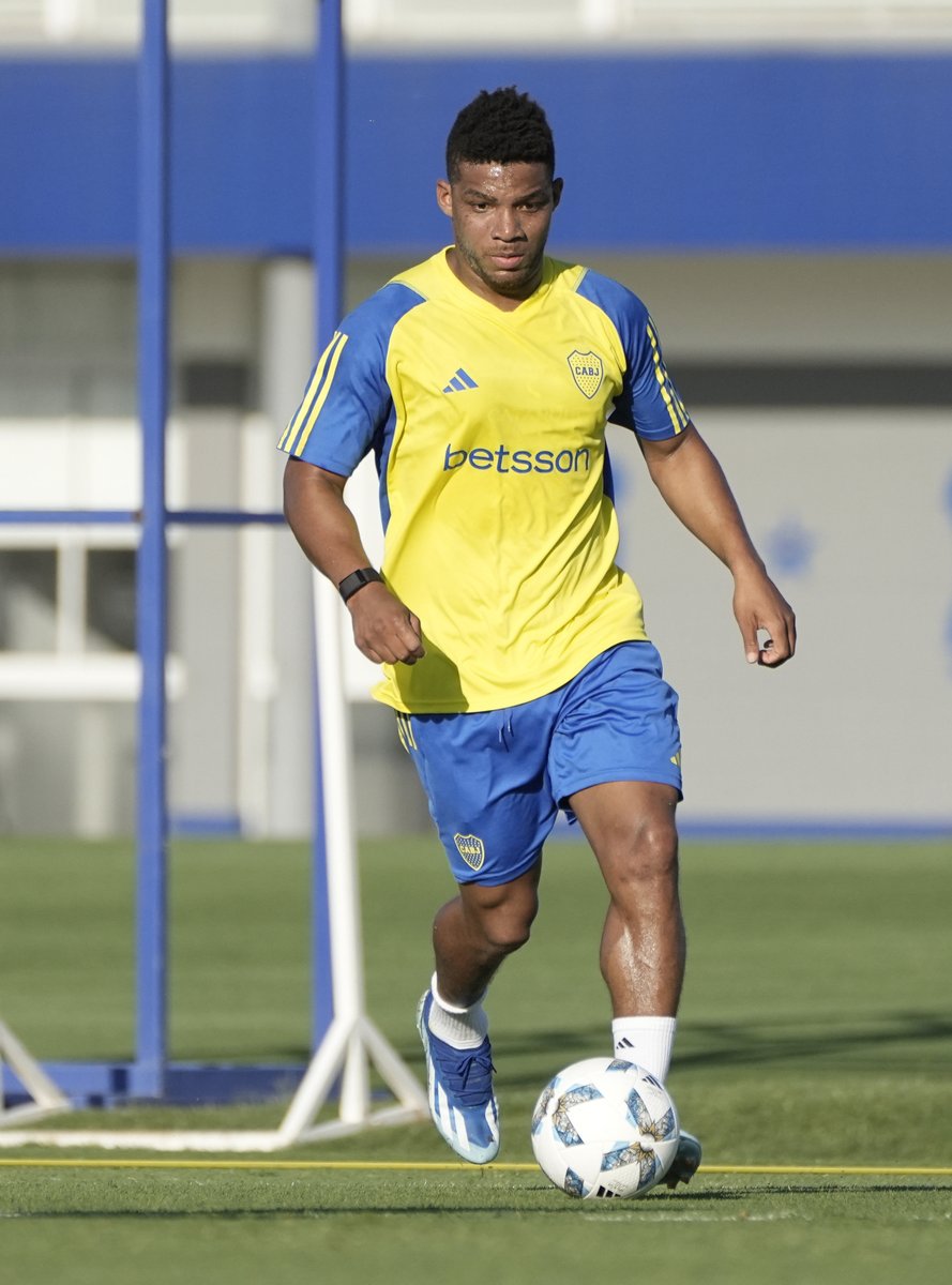 Saracchi se perfilaba para ser titular, pero ahora está en duda Frank Fabra con chaces de ser titular por la molestia de Marcelo Saracchi.