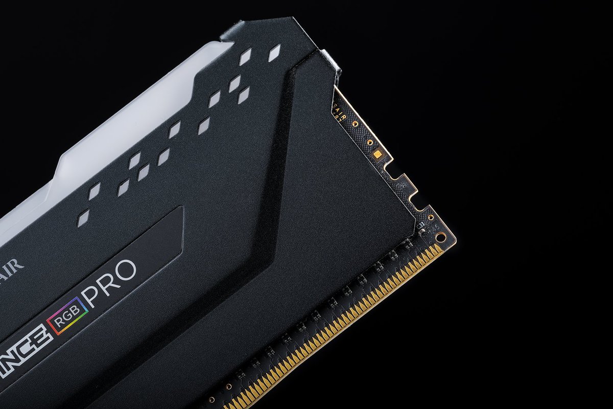 CORSAIR France tweet media