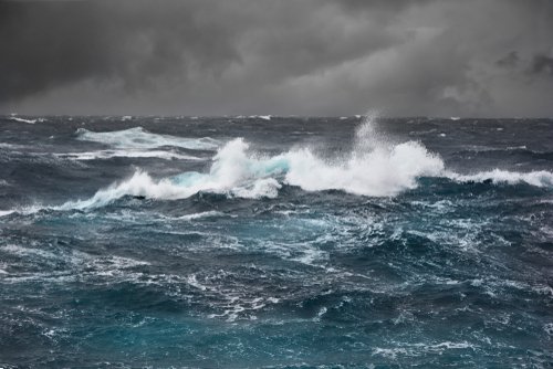 RHANews's tweet photo. #StormJocelyn - ferries between Cairnryan and Larne/Belfast are cancelled this evening due to poor weather. 'Operation Stack' contingency arrangements in place at Castle Kennedy Airfield. Next sailings provisionally tomorrow morning. More: https://t.co/0GRqshJpps https://t.co/rsPx4CPscF